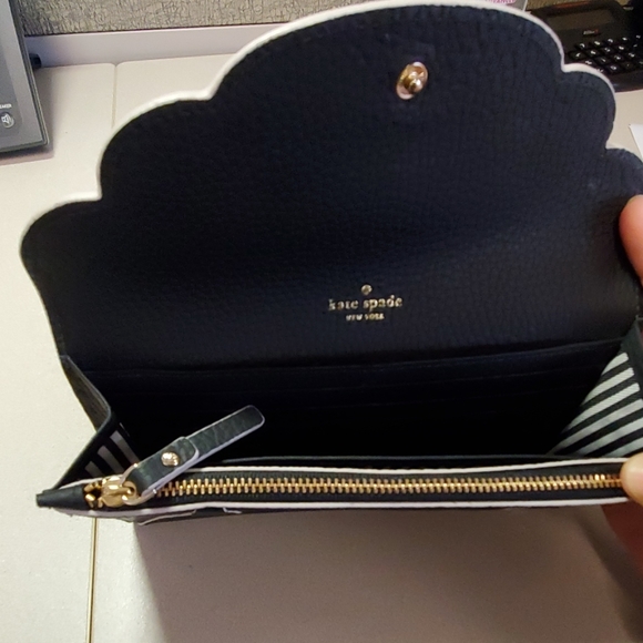 Kate Spade Wallet - Picture 3 of 6